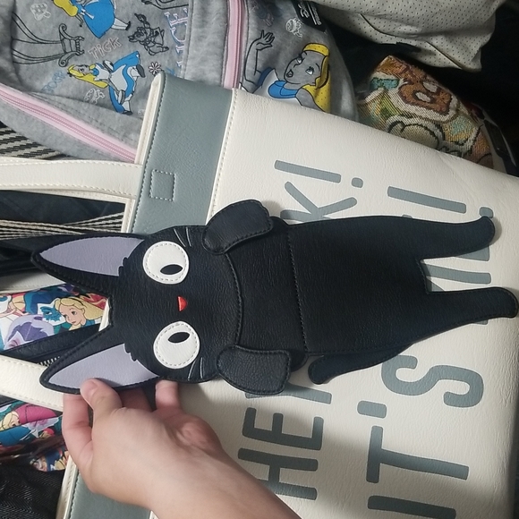 FINAL PRICE Loungefly Kikis Delivery Service Tote - Picture 12 of 14